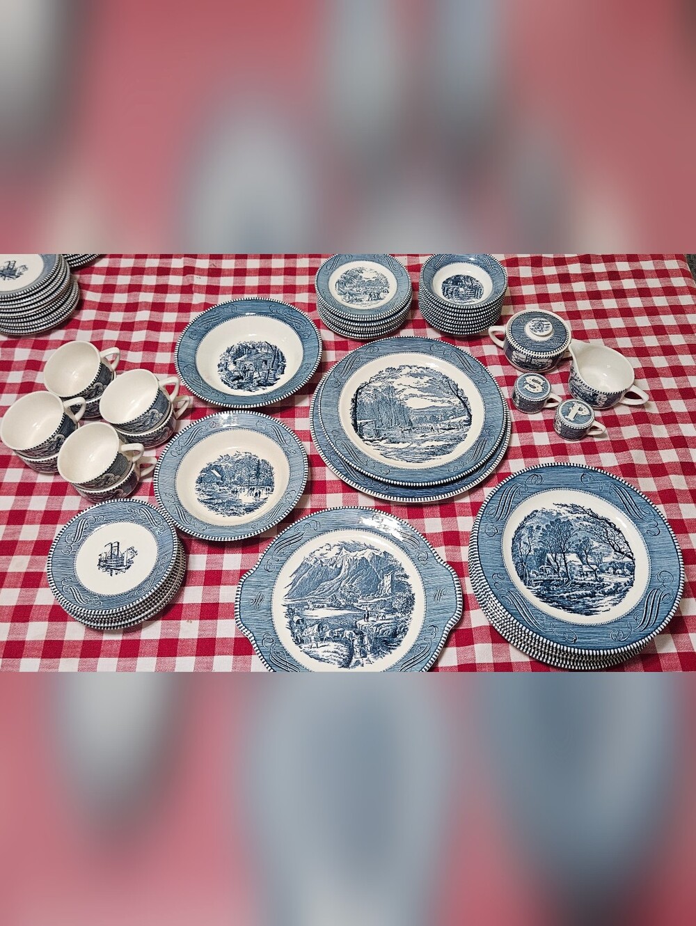 Vintage Currier & Ives Dish Set